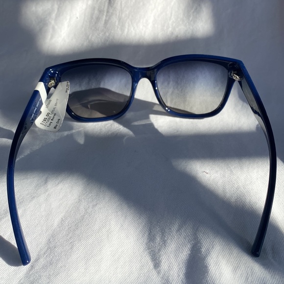 Tory Burch Sunglasses - Picture 4 of 7